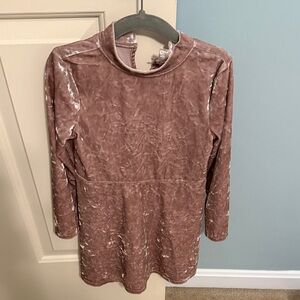 Elegant velvet girl’s dress. Cat and Jack. Light brownish color. Size 5t